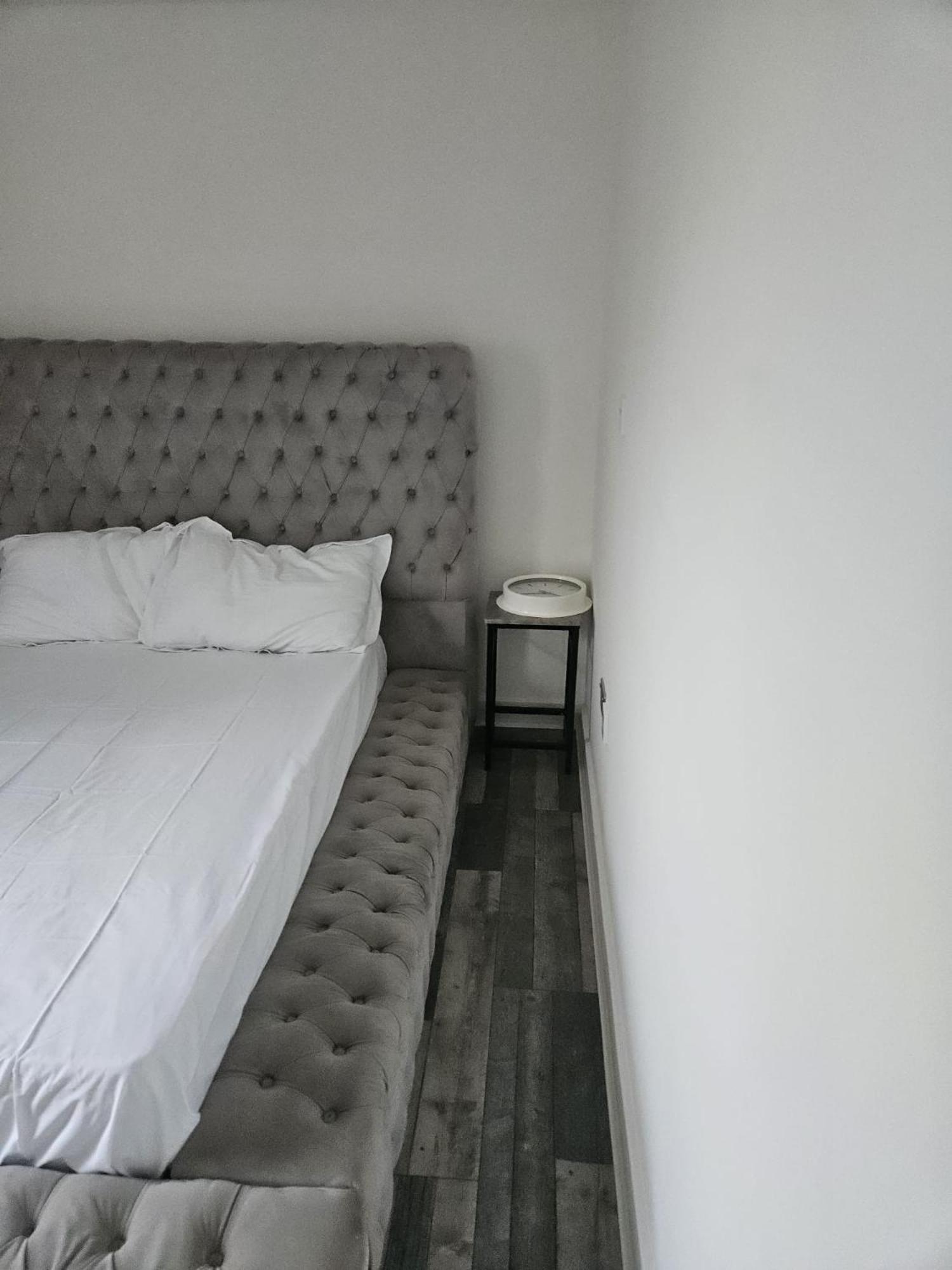 One Bedroom Flat *