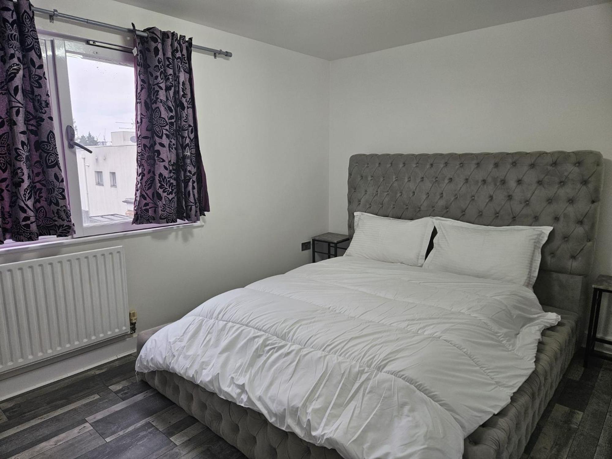 One Bedroom Flat Apartment