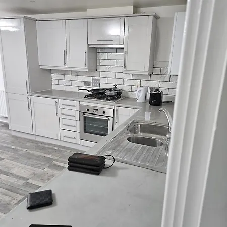 One Bedroom Flat Barking  Exterior photo
